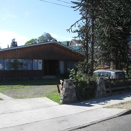 Hostal Entre Araucarias 特木科 外观 照片