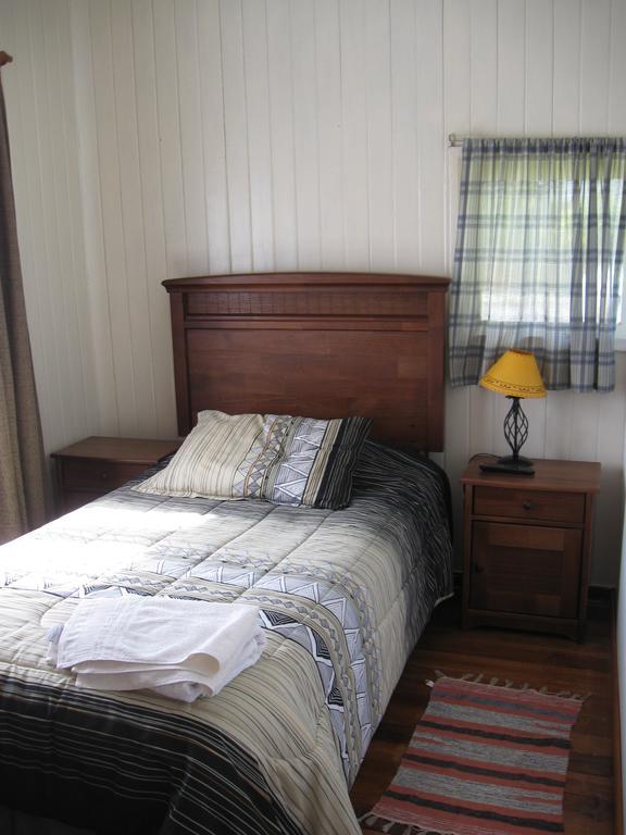 Hostal Entre Araucarias 特木科 客房 照片