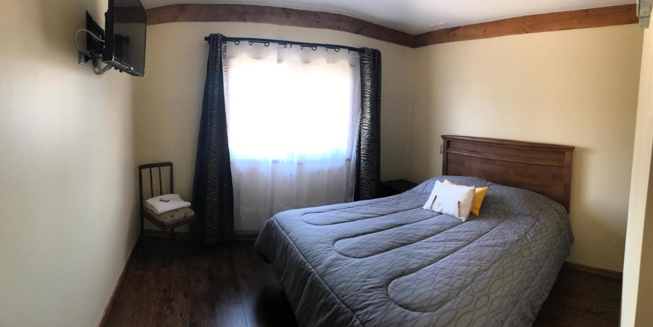 Hostal Entre Araucarias 特木科 外观 照片
