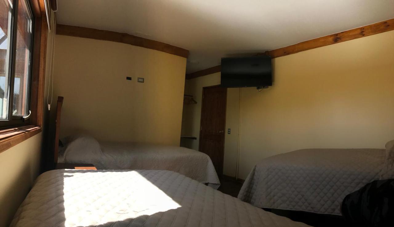 Hostal Entre Araucarias 特木科 外观 照片